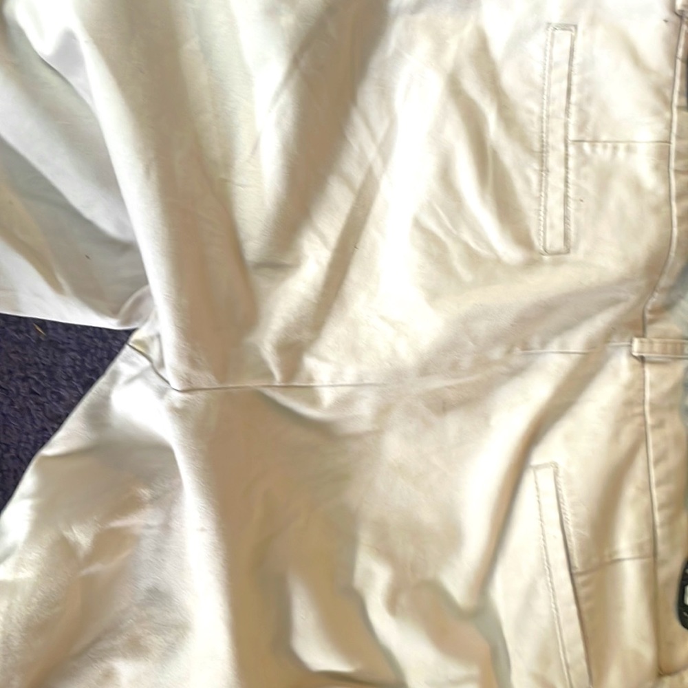 Dockers - Picture 4 of 4